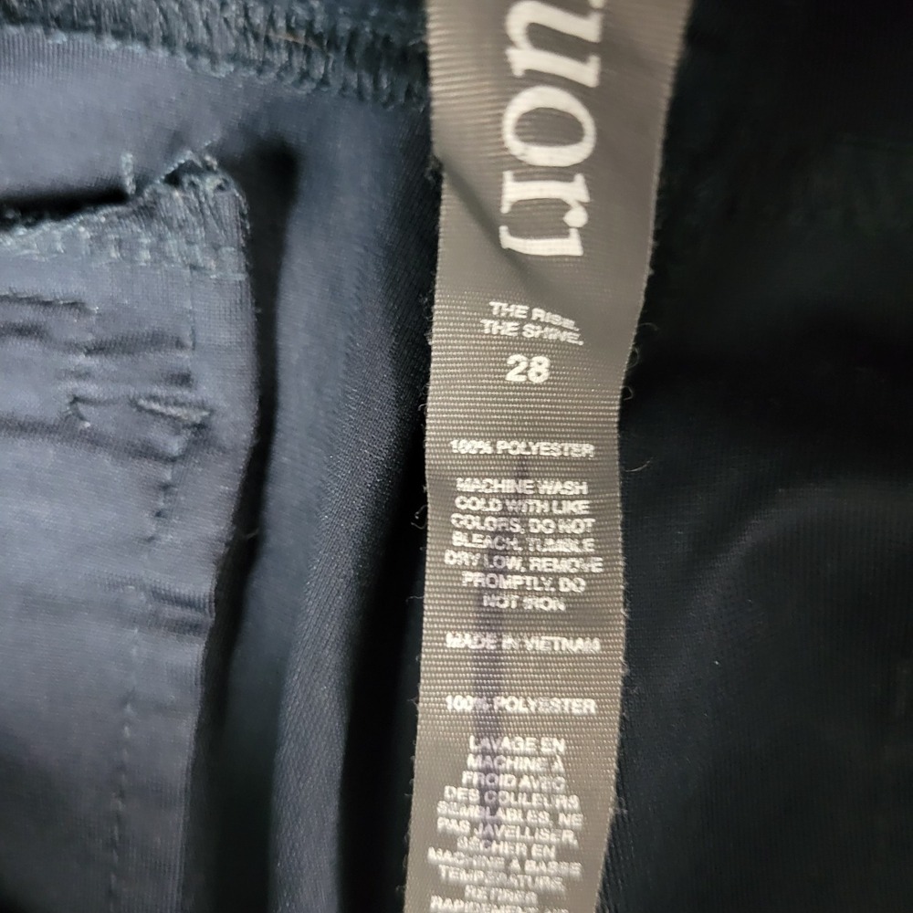 Vuori Meta Pant Athletic Slim Fit Mens 28 Navy Stretch Chino Pants - Picture 5 of 6